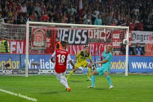 Benjamin Köhler floats the ball in to the box and sees Nemec head it home